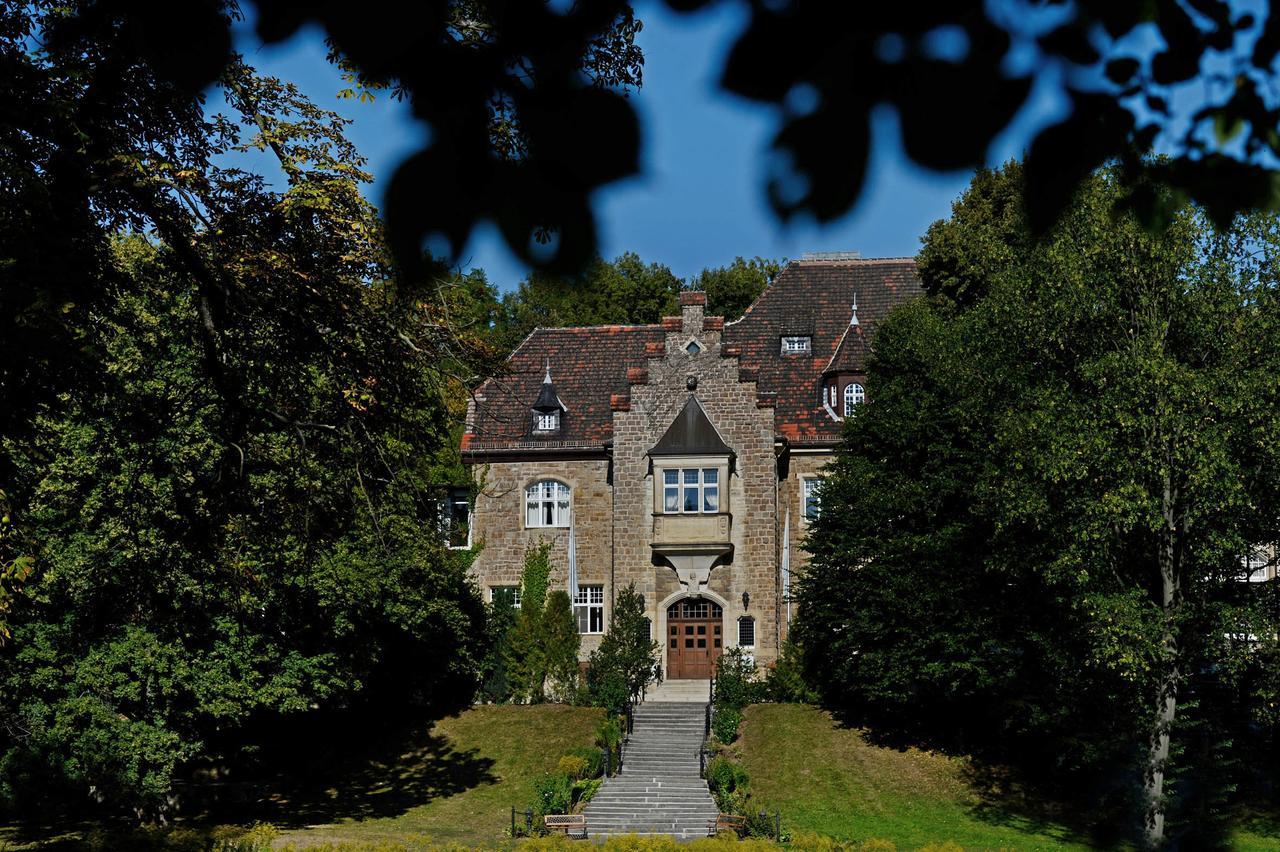 Schlosshotel Villa Westerberge Ашерслебен Екстериор снимка