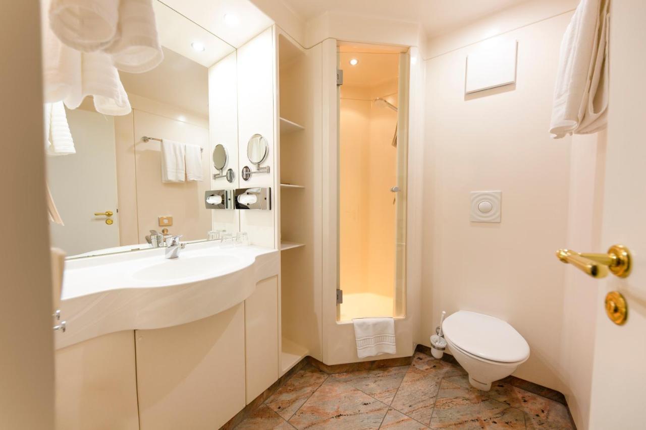 Schlosshotel Villa Westerberge Ашерслебен Екстериор снимка